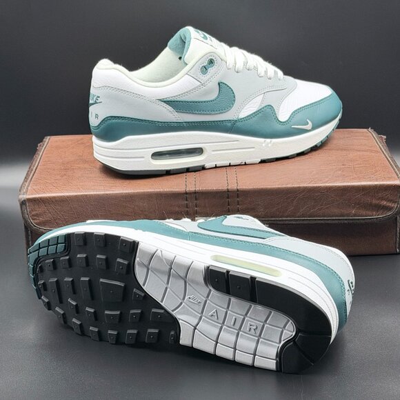 Nike Air Max 1 LV8 'Dark Teal Green' - Picture 10 of 10